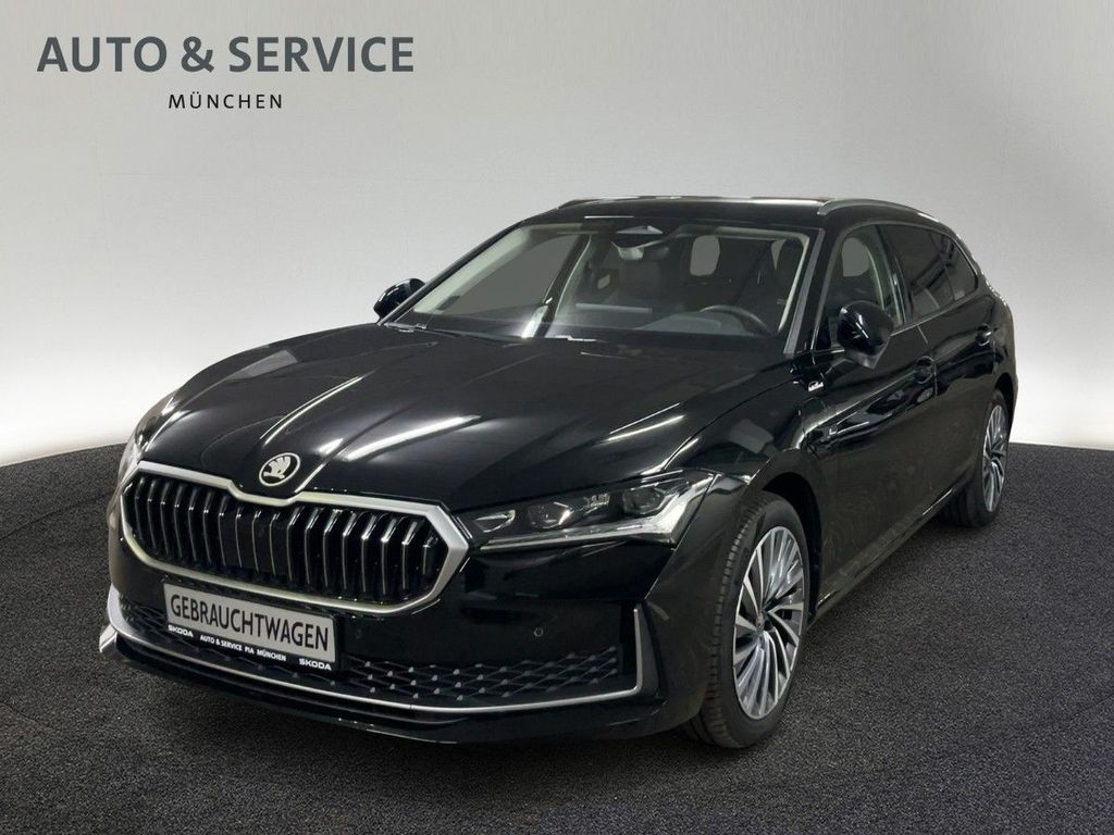 Skoda Superb 2025