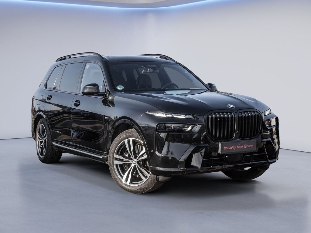 BMW X7 2025