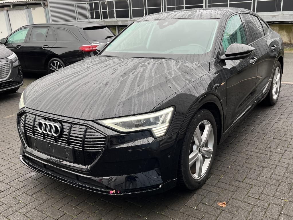 Audi e-tron 2022