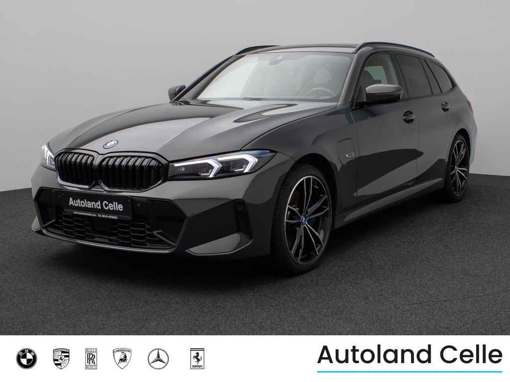 BMW 330 2022