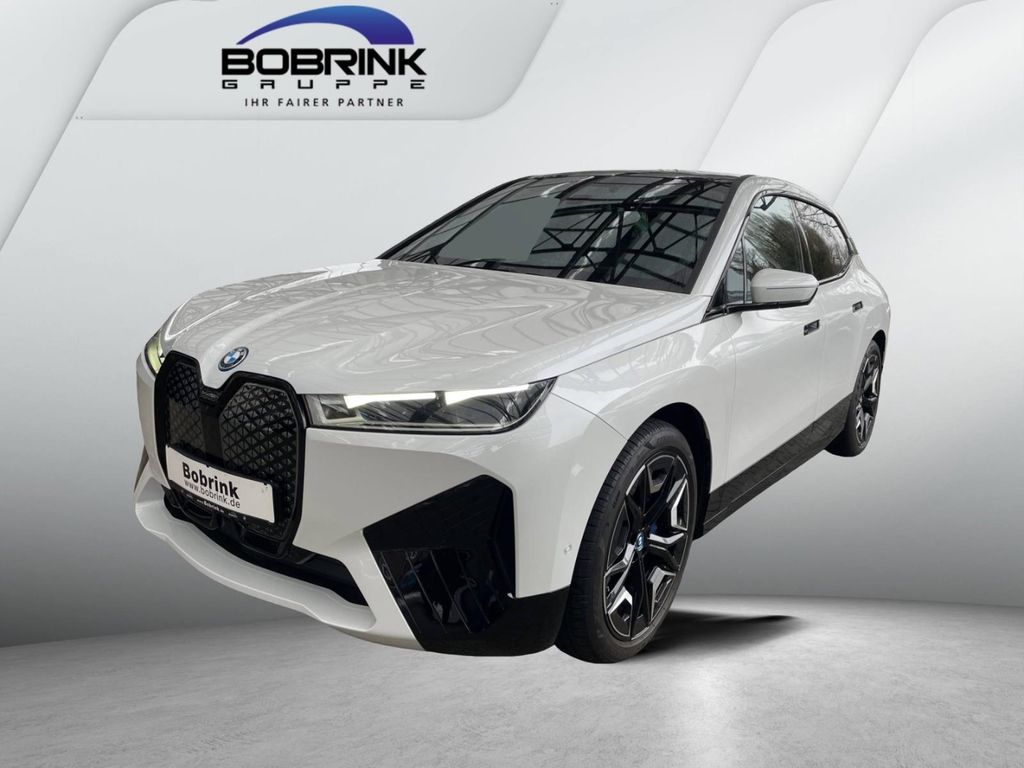 BMW iX 2023