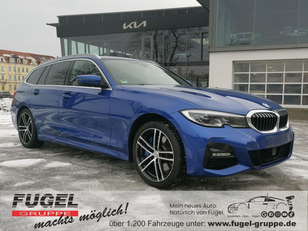BMW 330 2021
