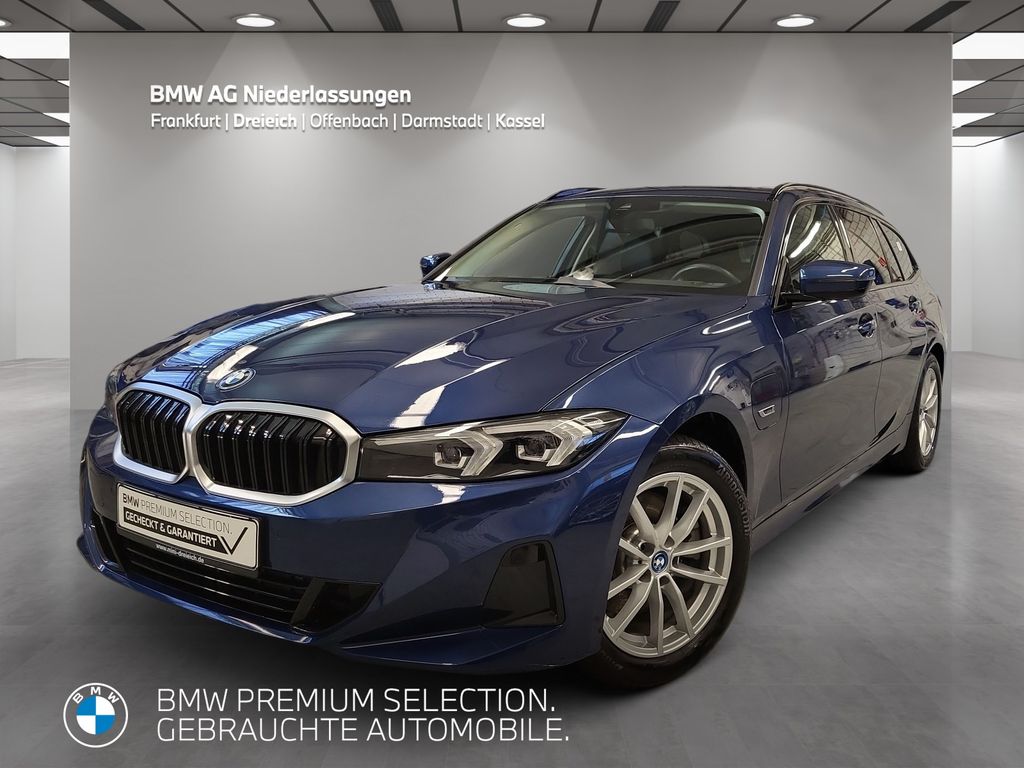 BMW 330 2022