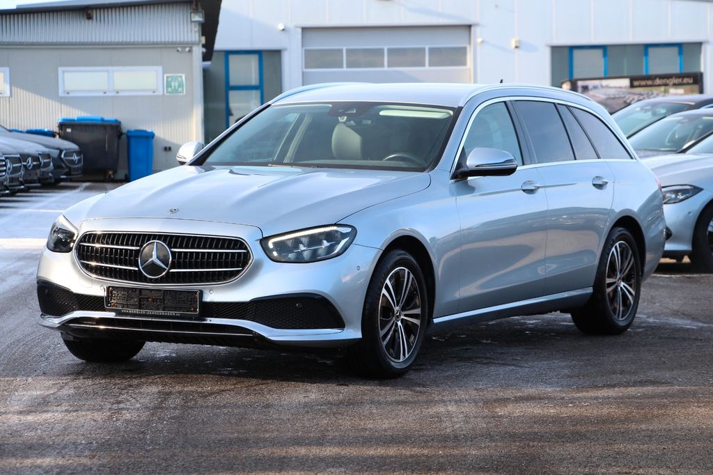Mercedes-Benz E 220 2021