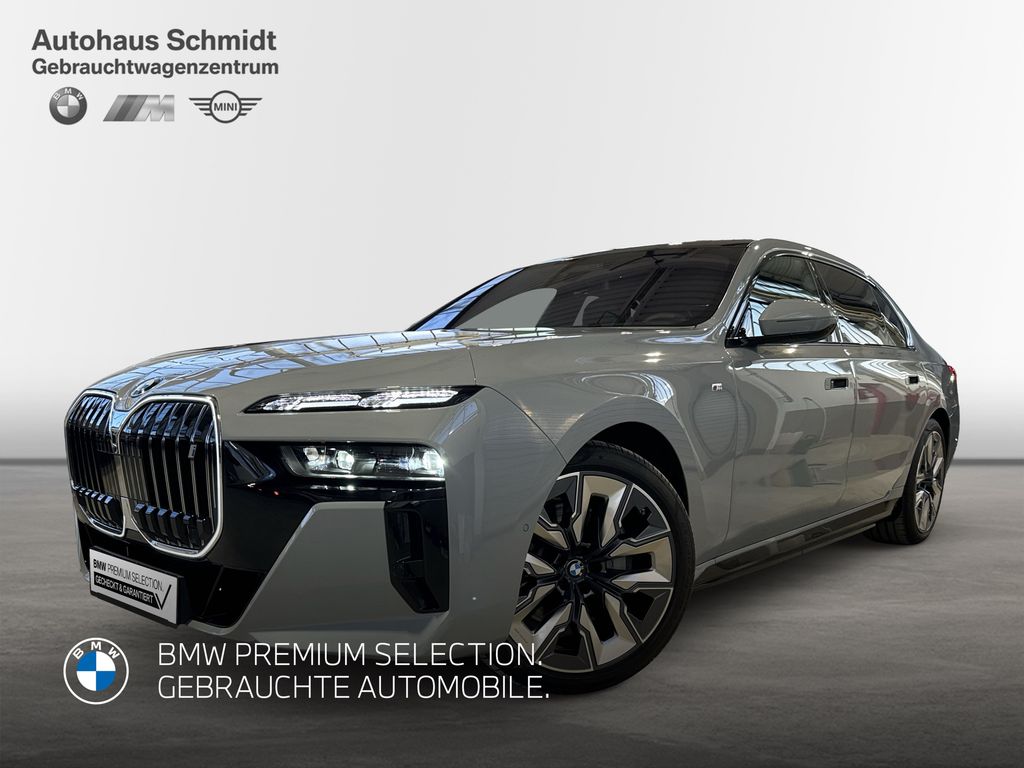 BMW i7 2024