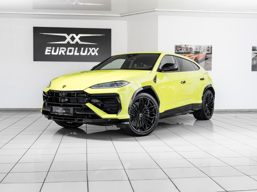 Lamborghini Urus 2025