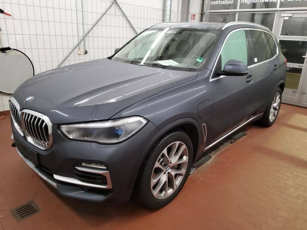BMW X5 2021