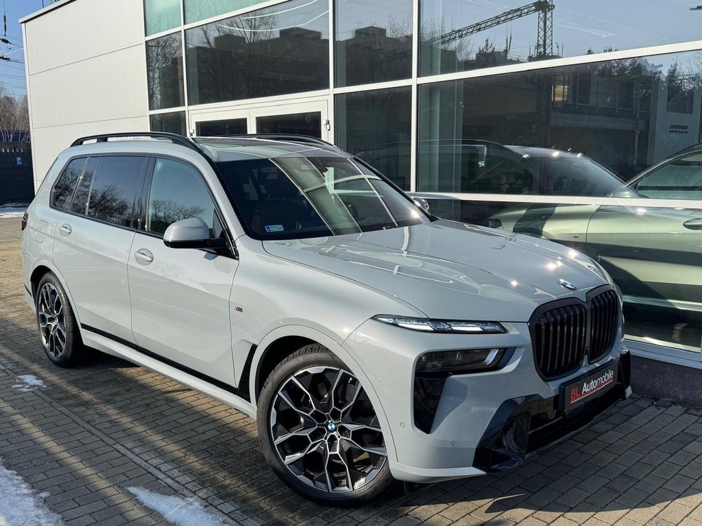 BMW X7 2025