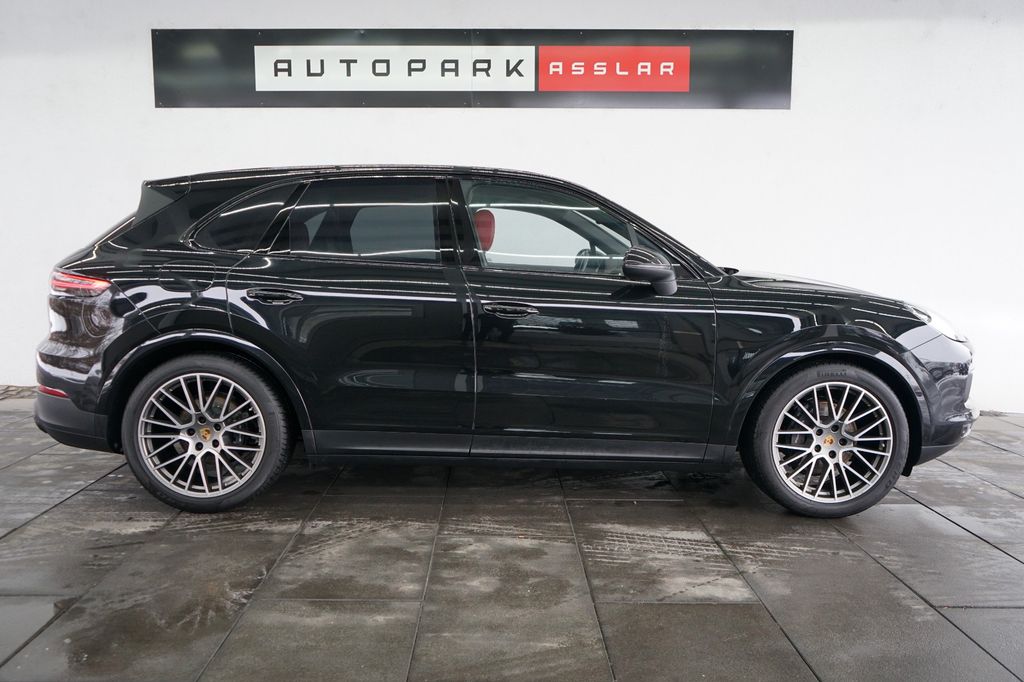Porsche Cayenne 2022