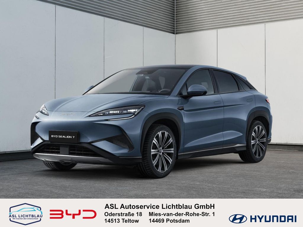BYD SEALION 7