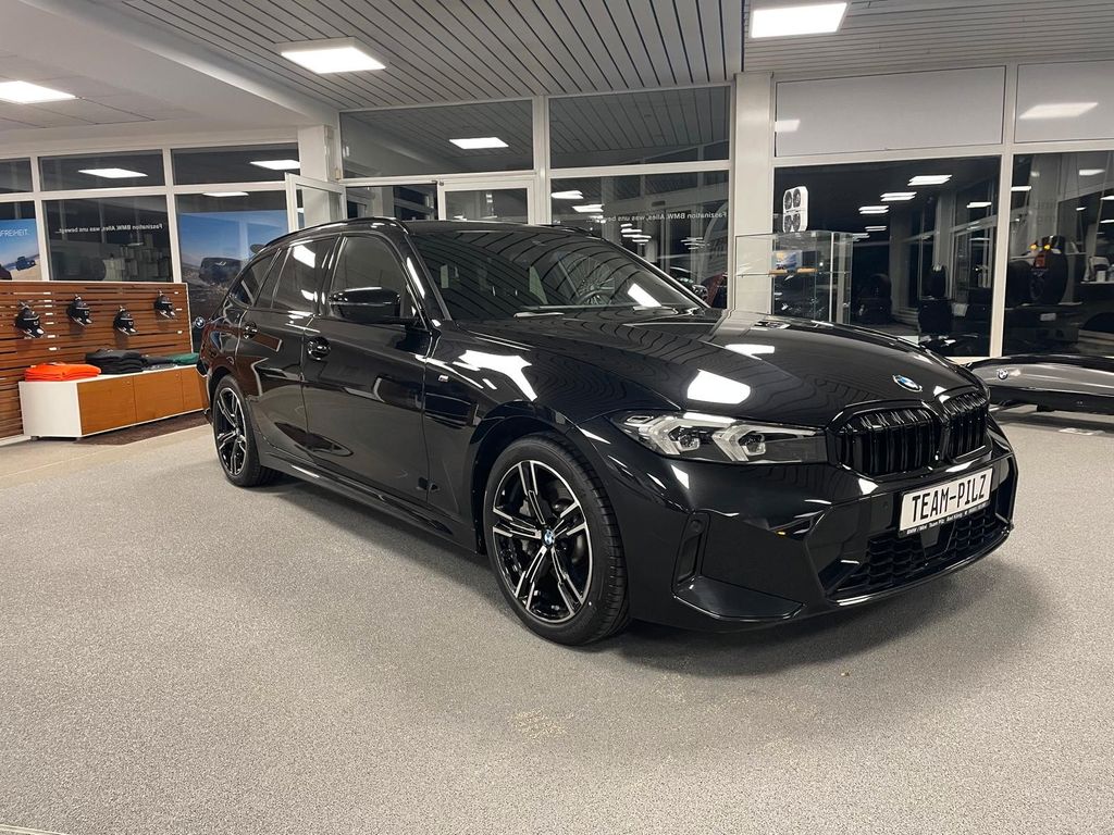 BMW 330 2025
