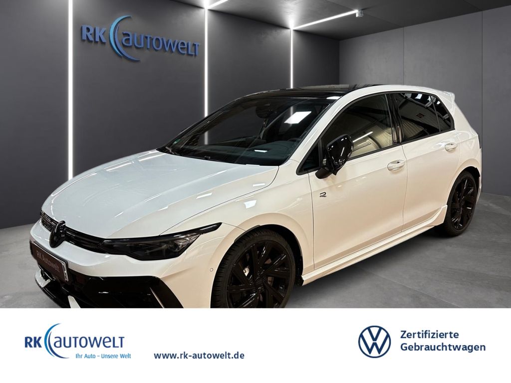Volkswagen Golf 2025