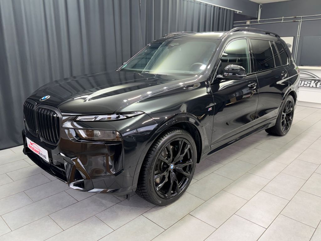 BMW X7 2025