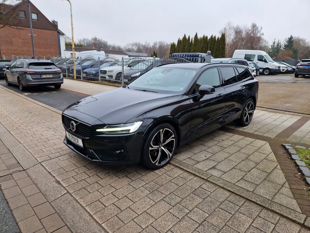Volvo V60 2022