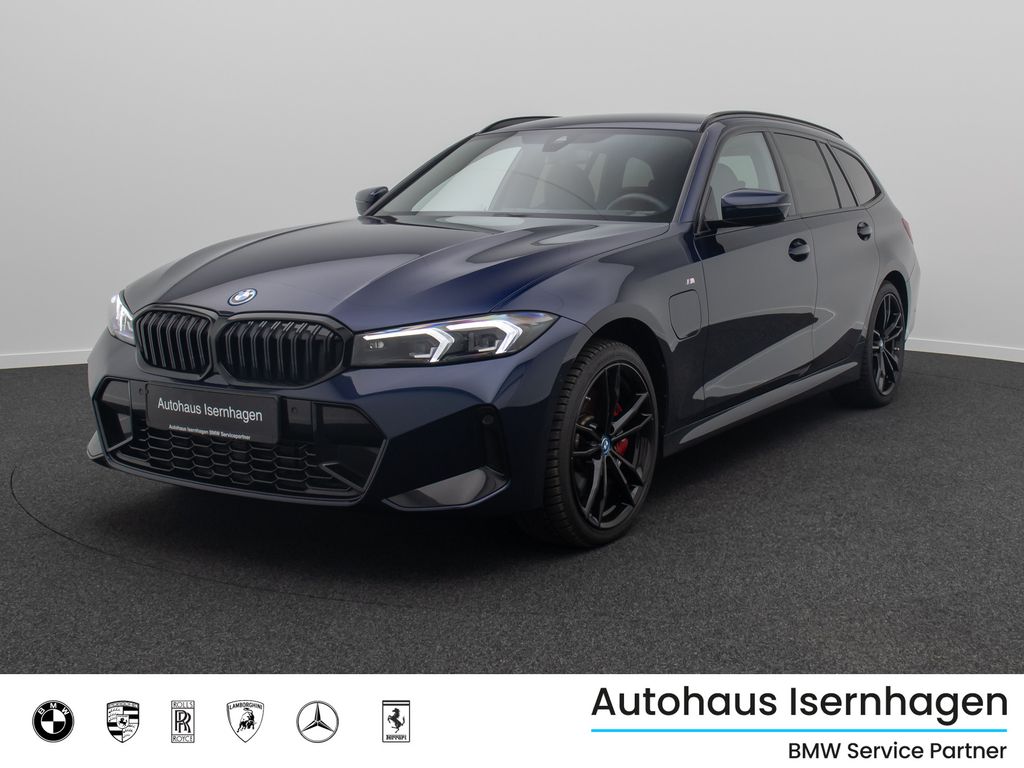 BMW 330 2023