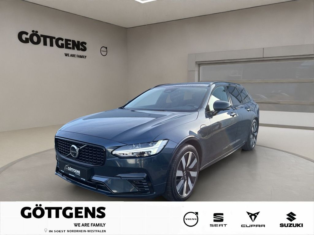 Volvo V90 2025