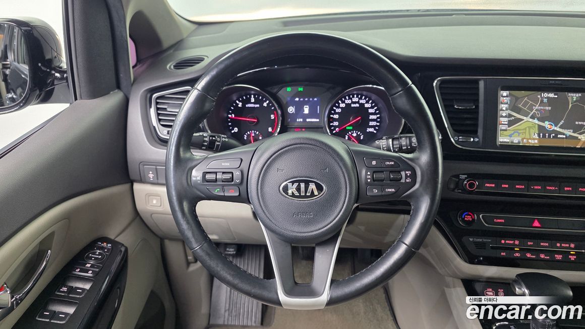 Kia Canival 2017