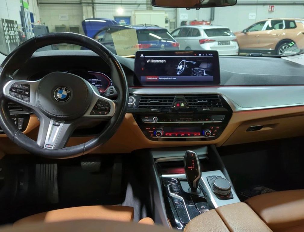 BMW 520 2021