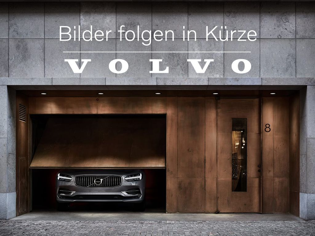 Volvo XC40 2023