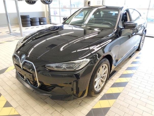 BMW i4 2025