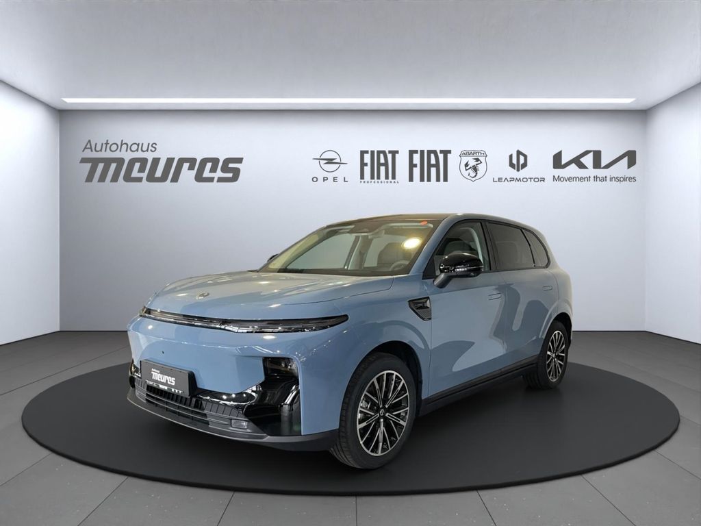 Leapmotor B10