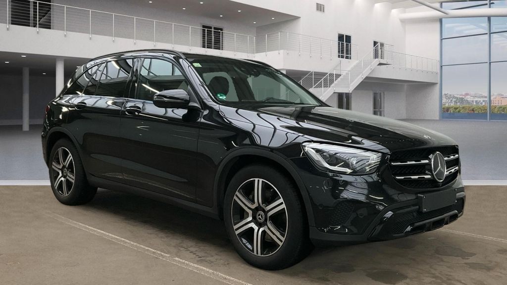 Mercedes-Benz GLC 300 2020