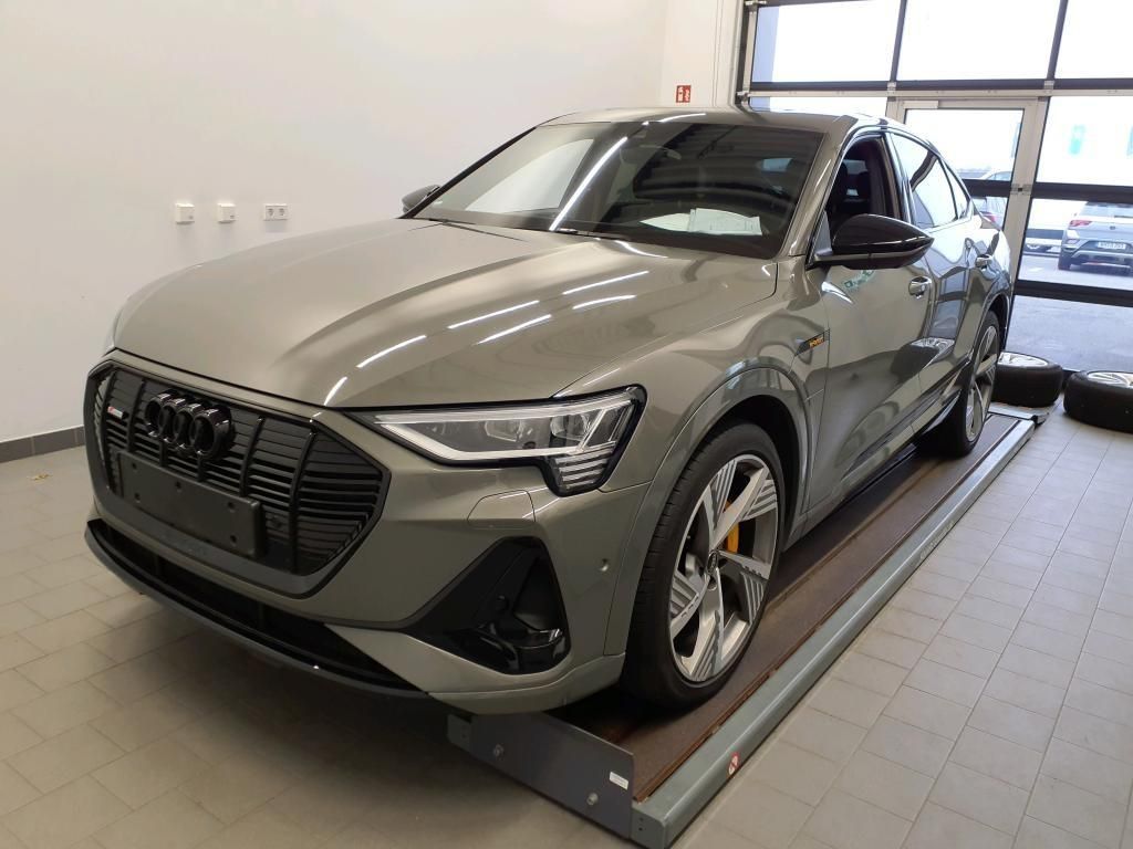 Audi e-tron 2022