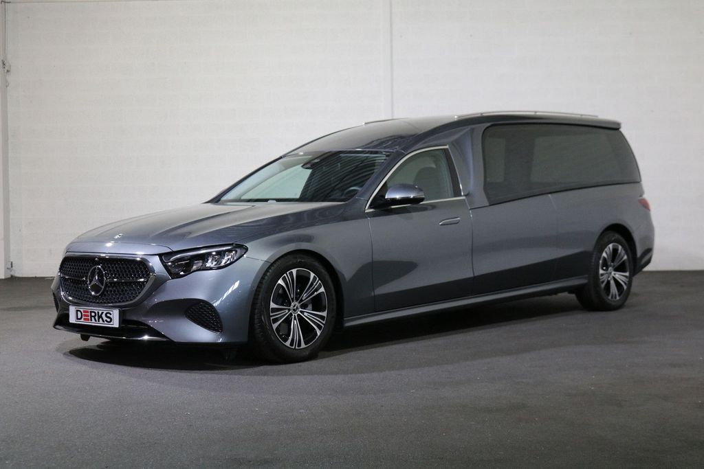 Mercedes-Benz E 220 2025