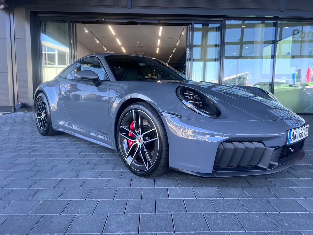 Porsche 992 2025