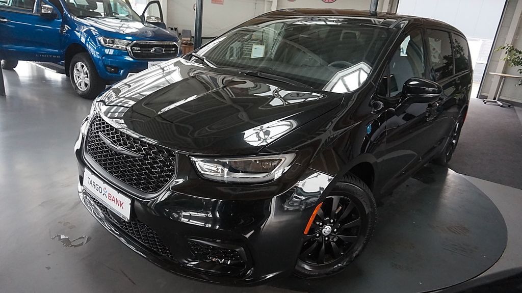 Chrysler Pacifica 2023