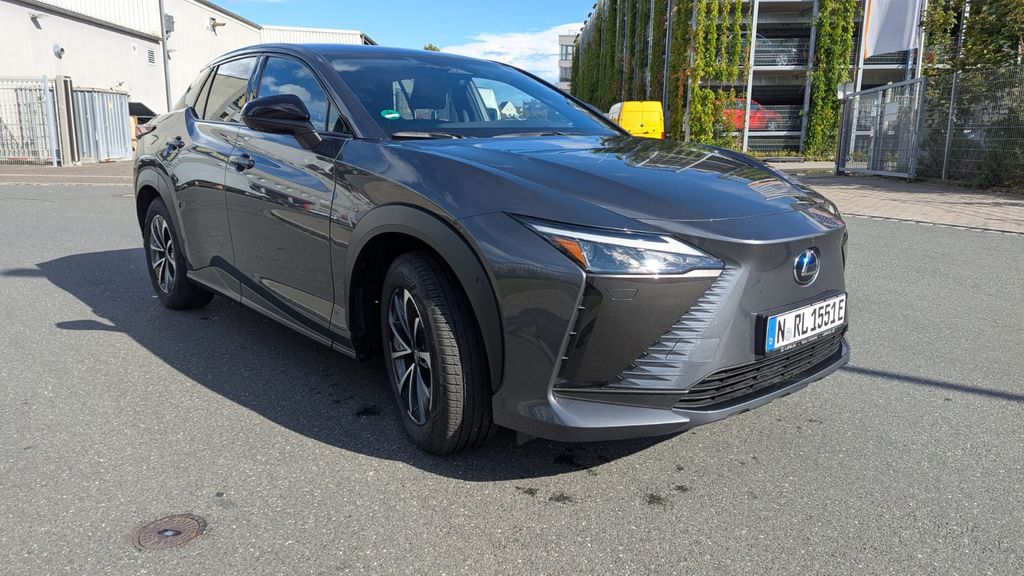 Lexus RZ 2024
