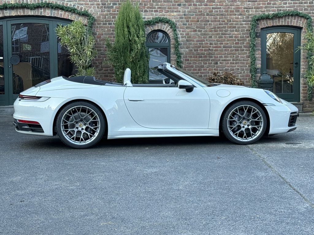 Porsche 992 2024