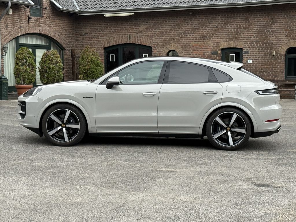 Porsche Cayenne 2023