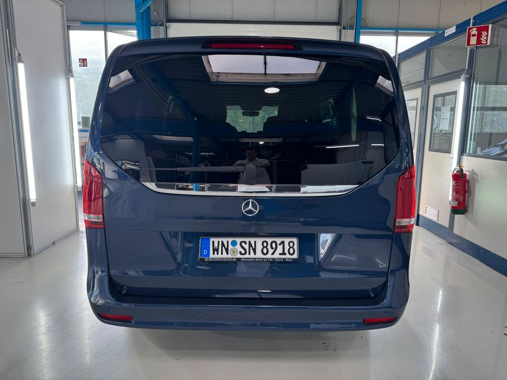 Mercedes-Benz V 300 2023