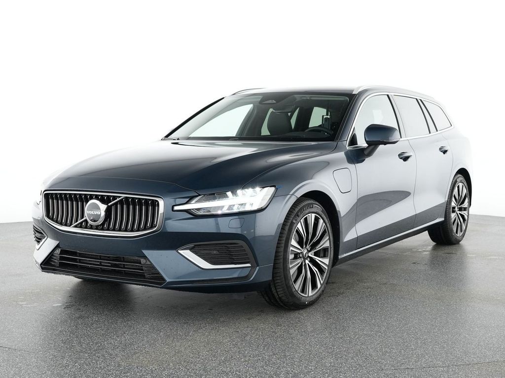 Volvo V60 2025