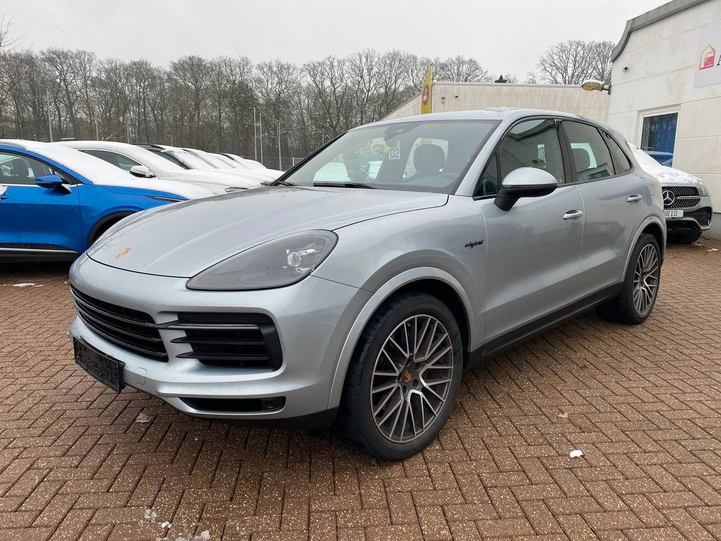 Porsche Cayenne 2022