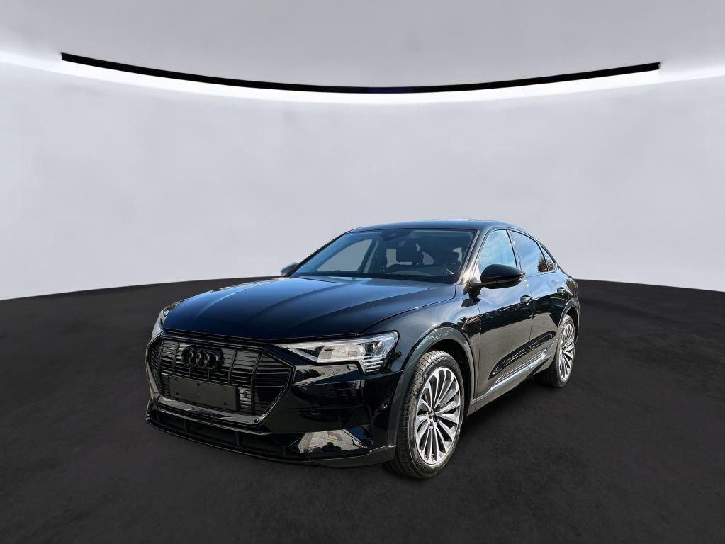 Audi e-tron 2022