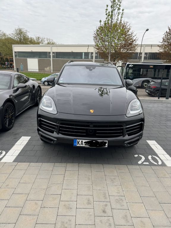 Porsche Cayenne 2022
