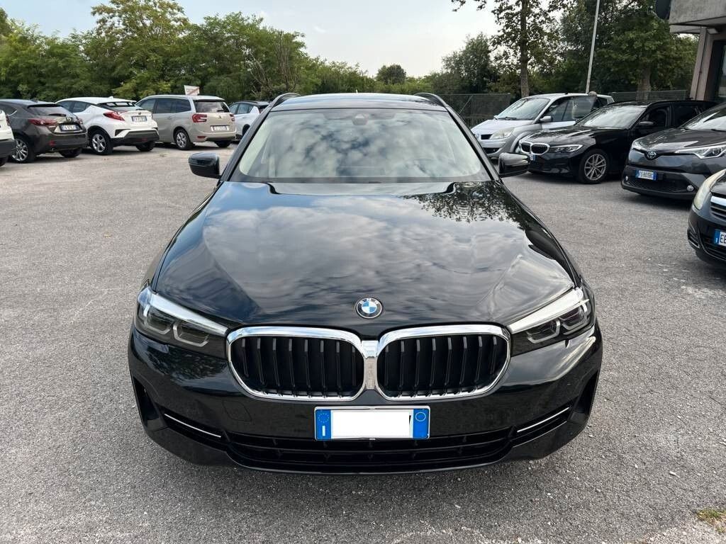 BMW 520 2021