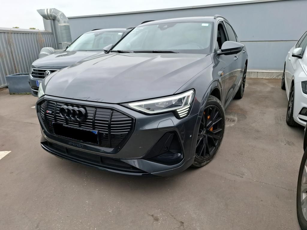 Audi e-tron 2022