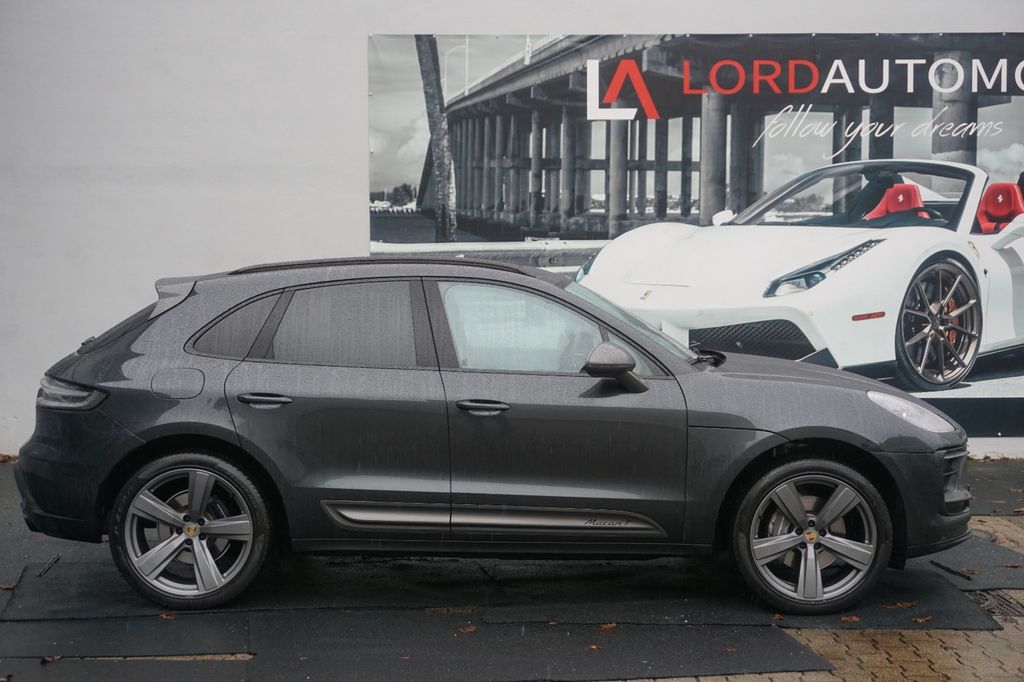 Porsche Macan 2024