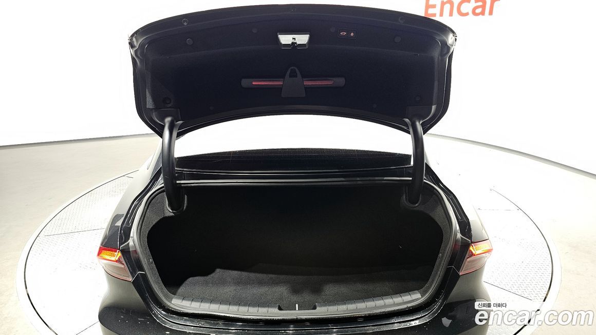 Hyundai Grandeur 2021