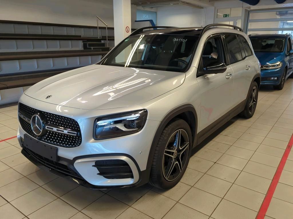 Mercedes-Benz GLB 220 2024