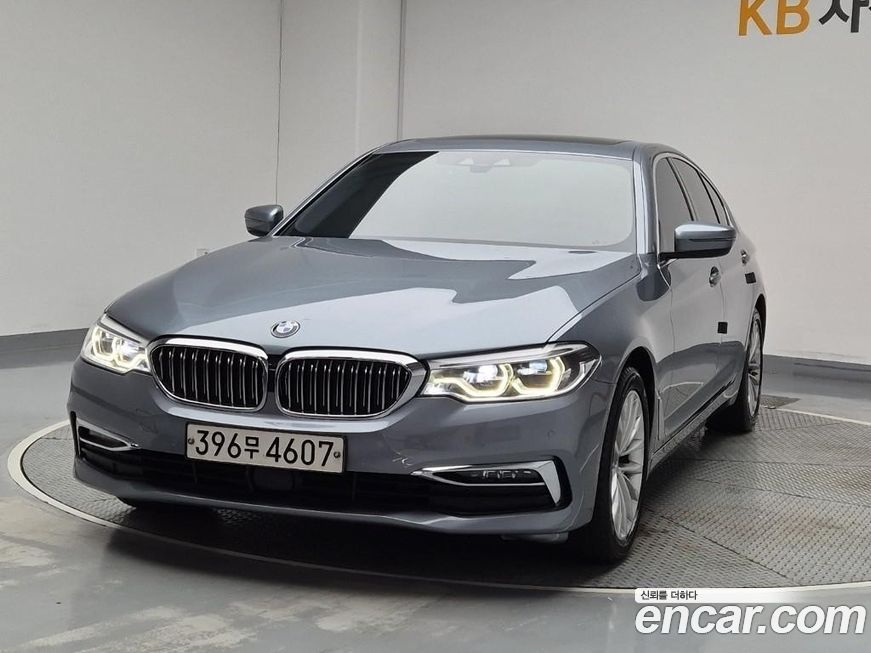 BMW 5-Series 2019