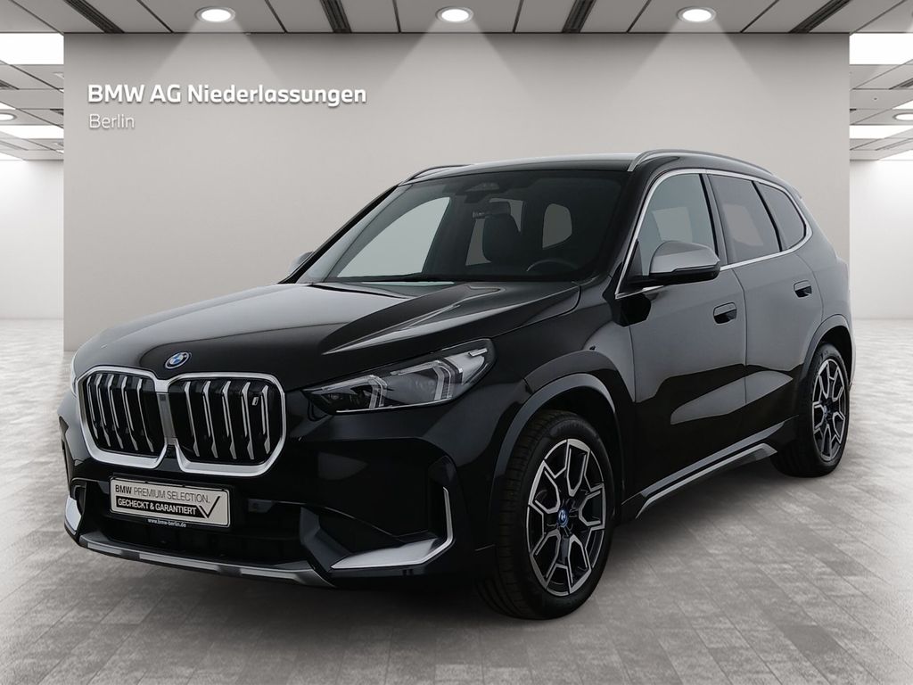 BMW iX1 2023