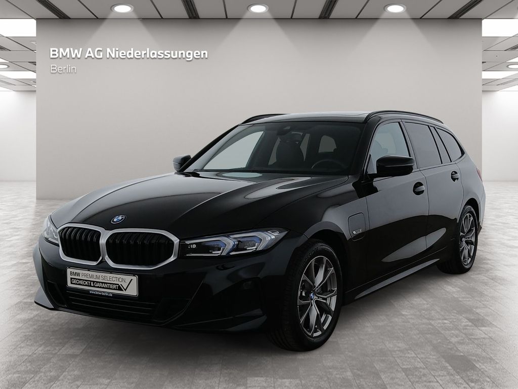 BMW 330 2022