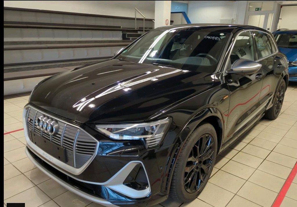 Audi e-tron 2022