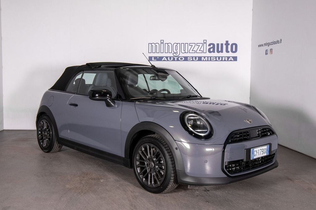 MINI Other 2025