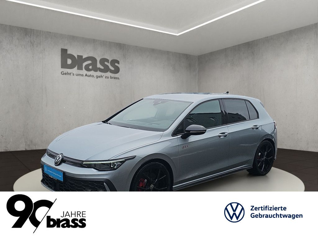 Volkswagen Golf 2025