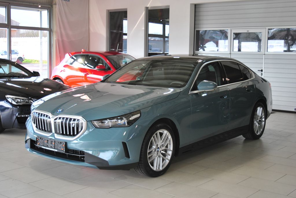 BMW i5 2024